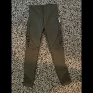 Gymshark S olive green high waisted energy seamless leggings.